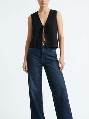 No Comment Sleeveless Black Tie-Front Flare Top - NWT - S Top ONLY